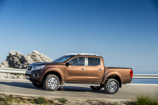  Nissan Navara NP300