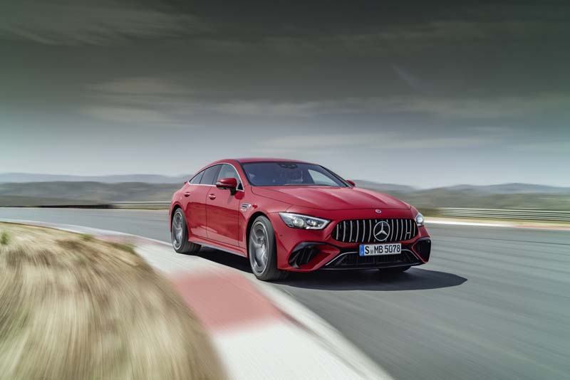  Mercedes: arriva la prima ibrida high performance