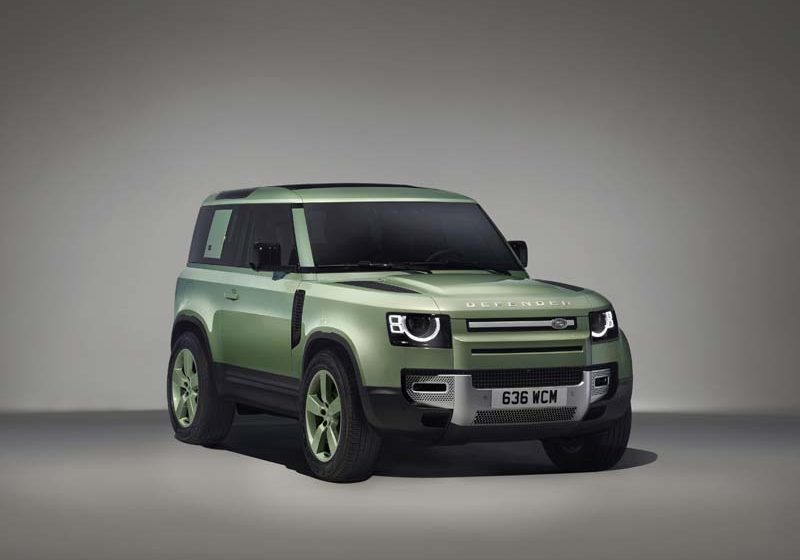  Land Rover New Defender in edizione celebrativa