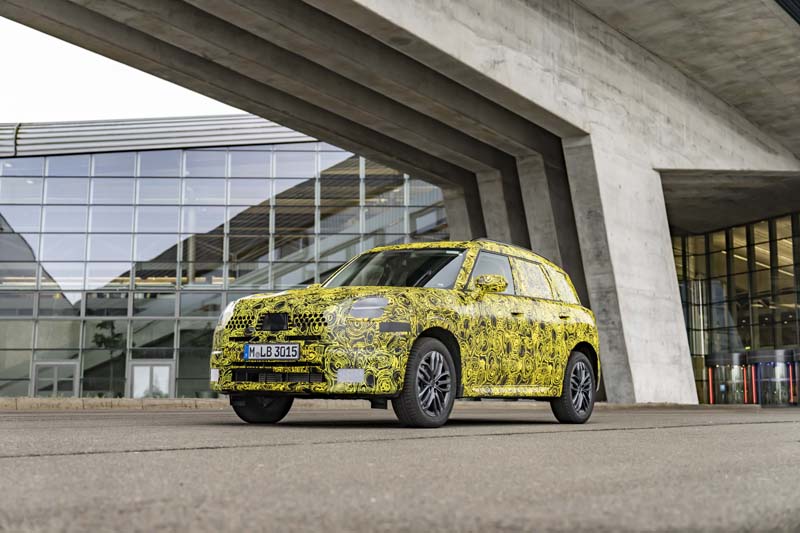  Nuova Mini Countryman: più tedesca ed elettrica