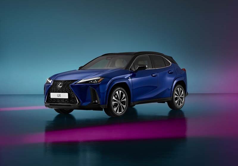  Lexus: nuovo UX 300h Premium Hybrid